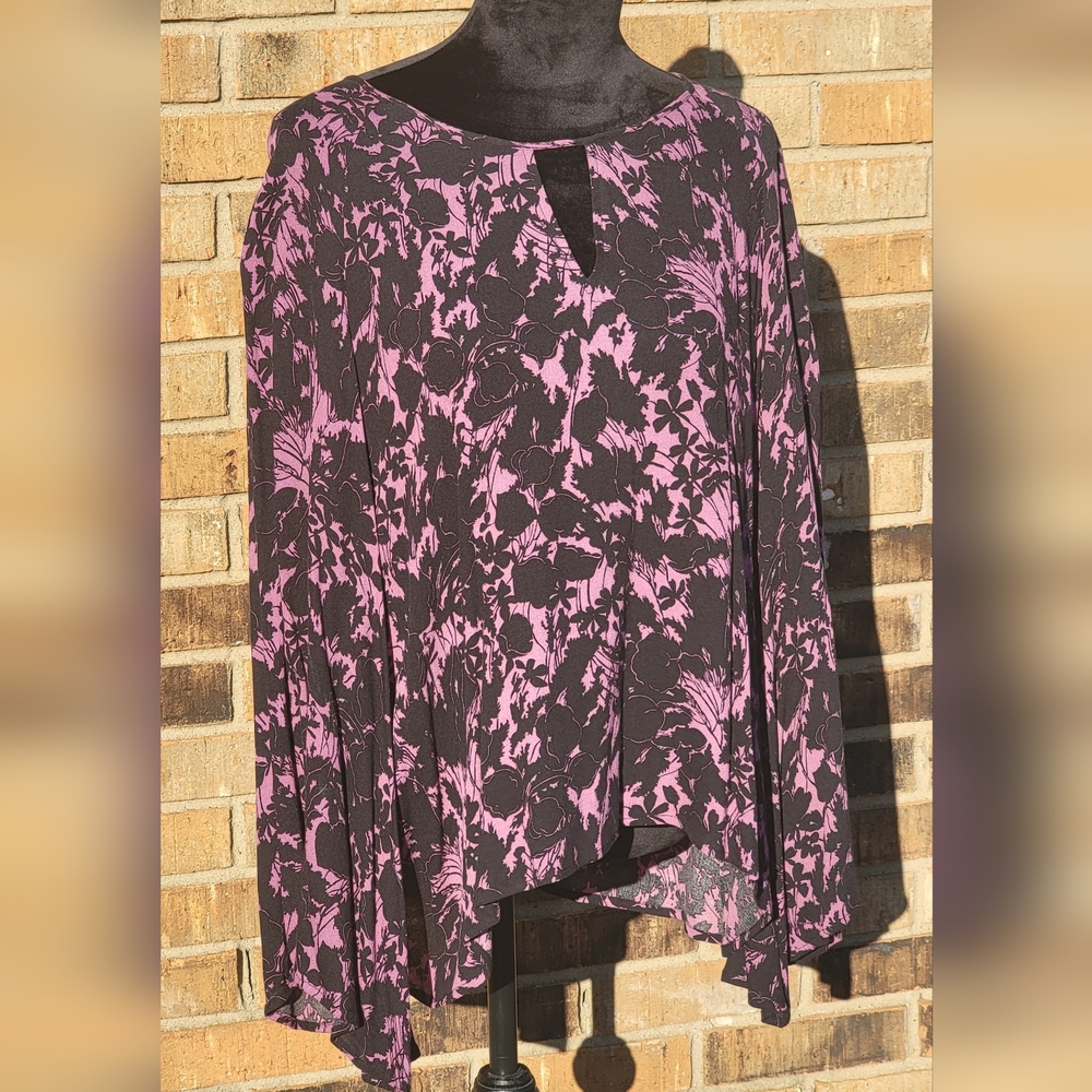 NWT Abound Bell Sleeve Ruffle Top Size L